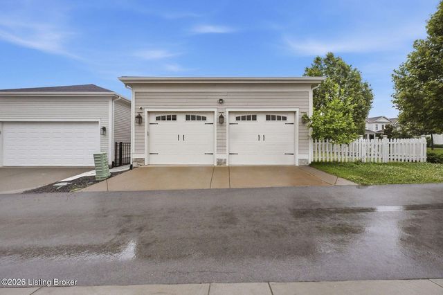 6300 Mistflower Cir, Prospect, KY 40059