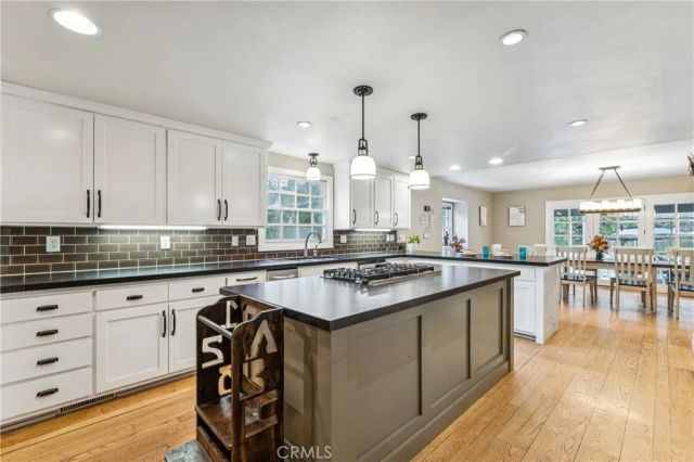 26461 Hillcrest Lane, Lake Arrowhead, CA 92352