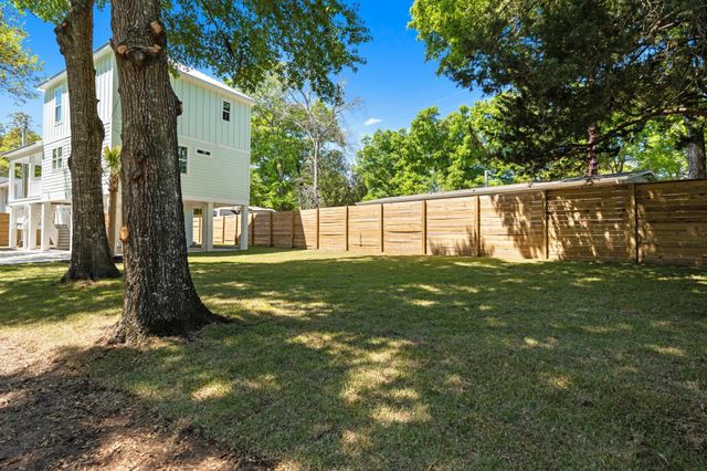 3821 Myrtle Dr., Murrells Inlet, SC 29576