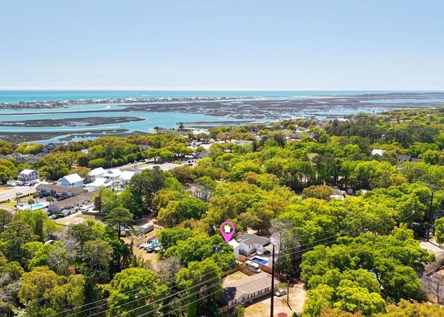 3821 Myrtle Dr., Murrells Inlet, SC 29576