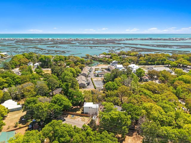 3821 Myrtle Dr., Murrells Inlet, SC 29576