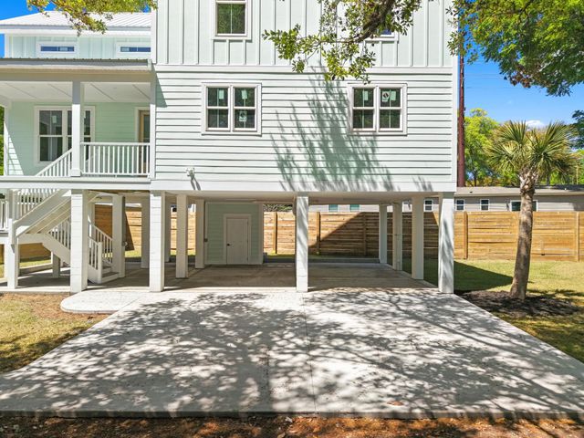 3821 Myrtle Dr., Murrells Inlet, SC 29576
