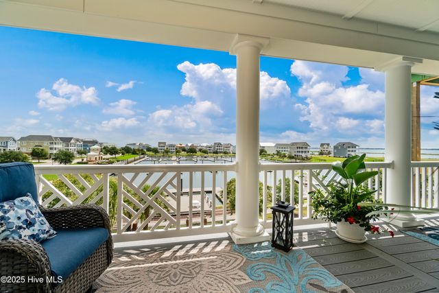 458 Kensington Place, Newport, NC 28570