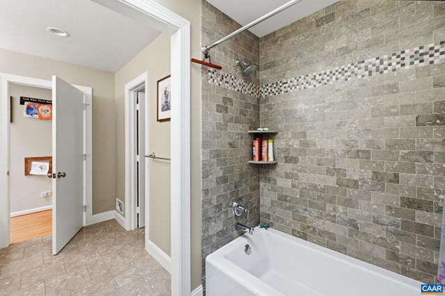 829 FLORDON DR, Charlottesville, VA 22901