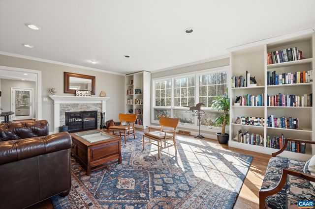 829 FLORDON DR, Charlottesville, VA 22901