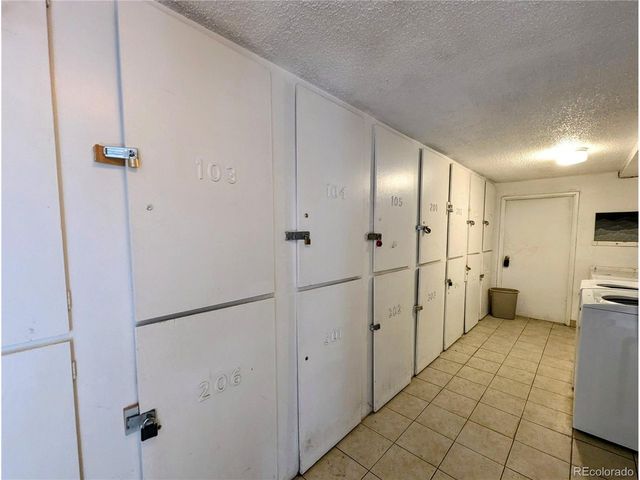 1135 N Elizabeth St 102, Denver, CO 80206