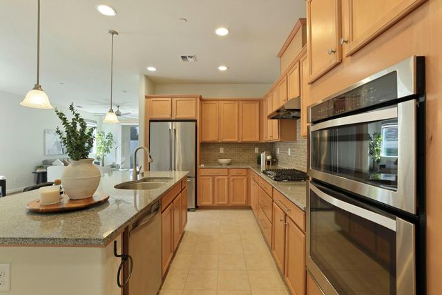 1578 River Birch St, Manteca, CA 95336