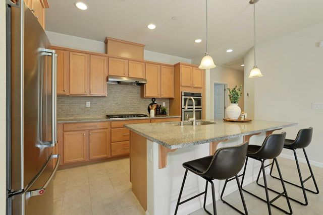 1578 River Birch St, Manteca, CA 95336