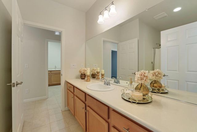 1578 River Birch St, Manteca, CA 95336