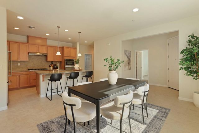 1578 River Birch St, Manteca, CA 95336