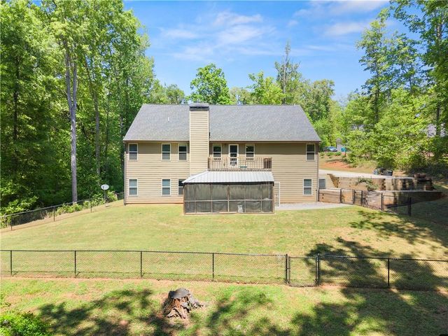 675 Oconee Lane, Commerce, GA 30529