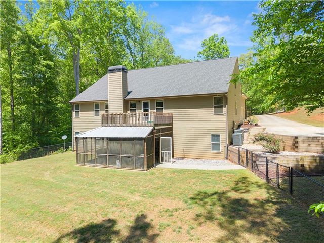 675 Oconee Lane, Commerce, GA 30529