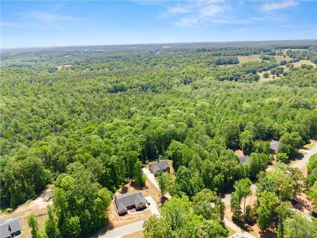 675 Oconee Lane, Commerce, GA 30529