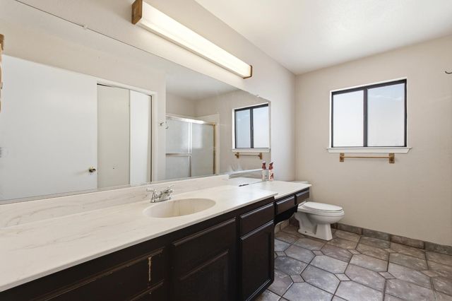 1335 Ramona Avenue, Clovis, CA 93612