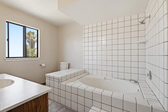 1335 Ramona Avenue, Clovis, CA 93612