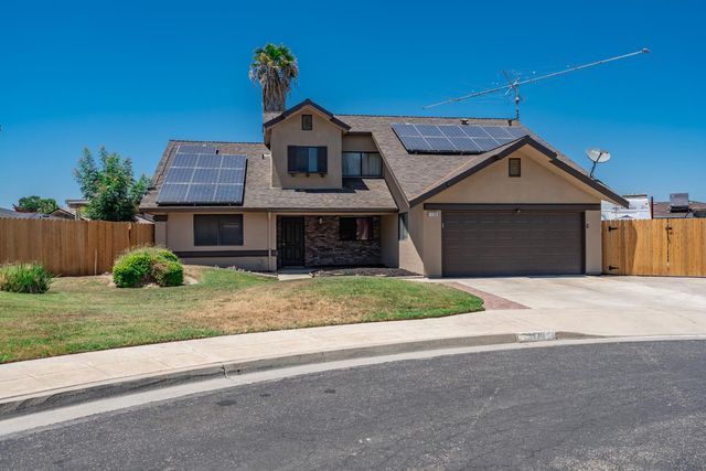 1335 Ramona Avenue, Clovis, CA 93612