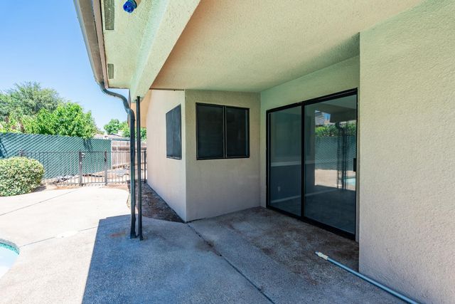 1335 Ramona Avenue, Clovis, CA 93612