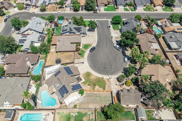1335 Ramona Avenue, Clovis, CA 93612