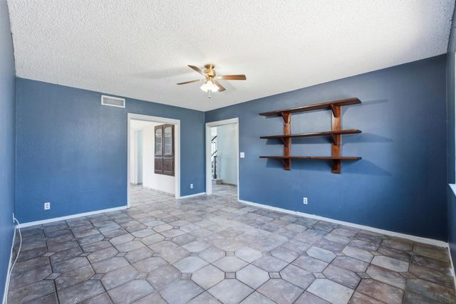 1335 Ramona Avenue, Clovis, CA 93612