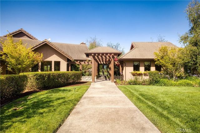2075 Sea Oak Lane, Arroyo Grande, CA 93420