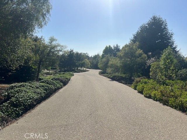 2075 Sea Oak Lane, Arroyo Grande, CA 93420