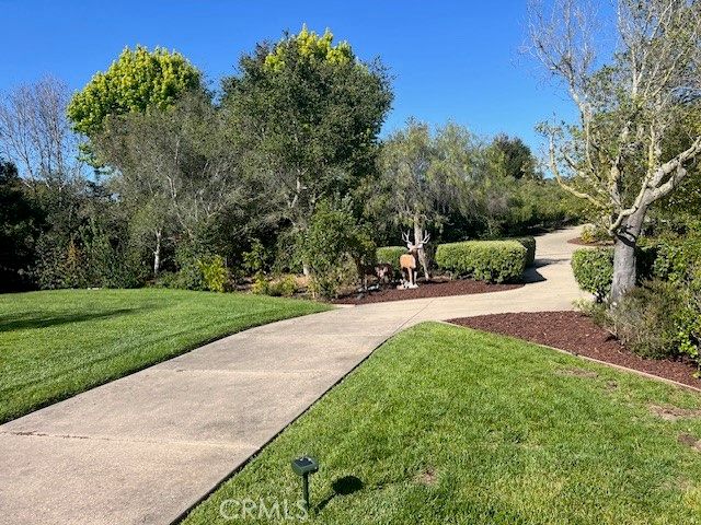 2075 Sea Oak Lane, Arroyo Grande, CA 93420