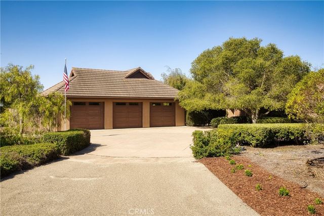 2075 Sea Oak Lane, Arroyo Grande, CA 93420