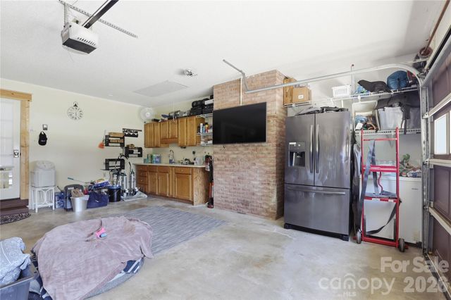 4 Fox Ridge Drive, Granite Falls, NC 28630