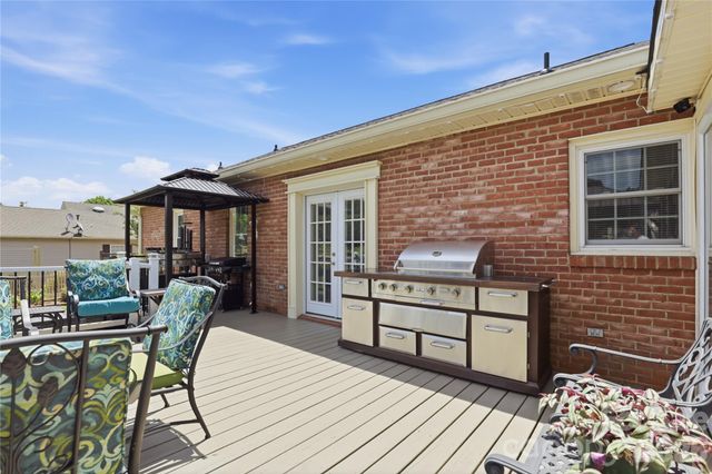 4 Fox Ridge Drive, Granite Falls, NC 28630