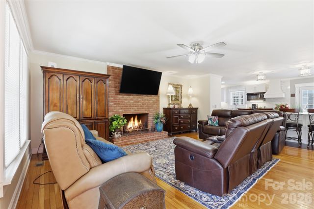 4 Fox Ridge Drive, Granite Falls, NC 28630