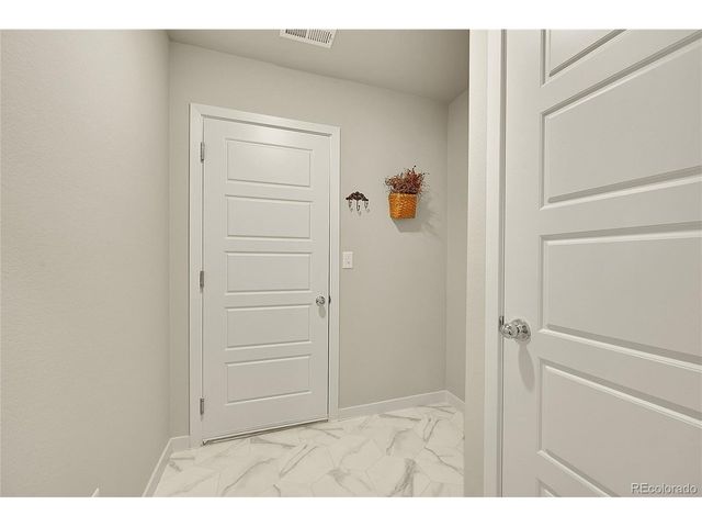 607 Apex Trl, Ault, CO 80610