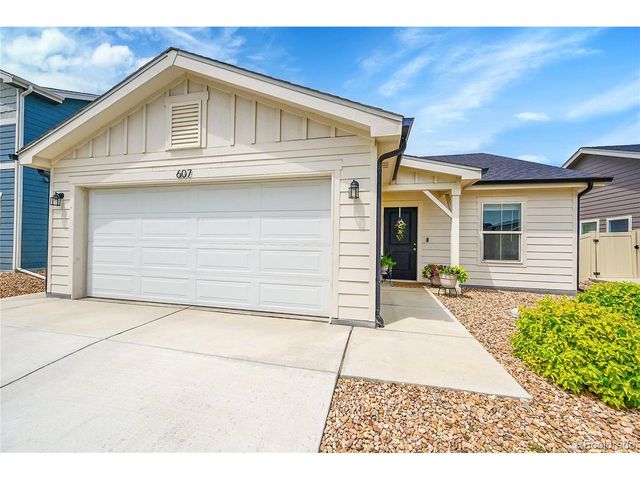 607 Apex Trl, Ault, CO 80610