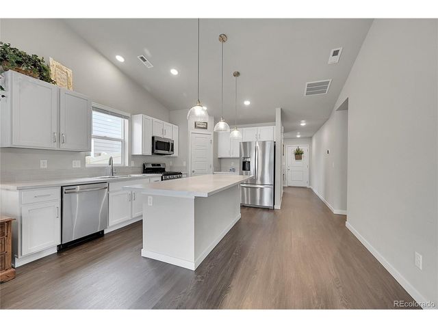 607 Apex Trl, Ault, CO 80610