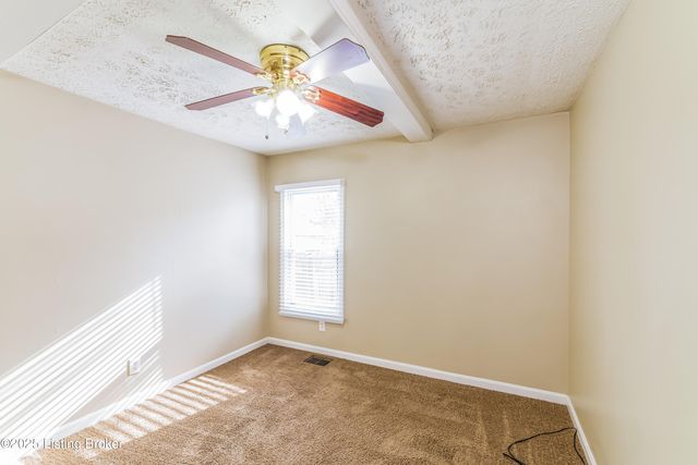 1422 Longfield Ave, Louisville, KY 40215