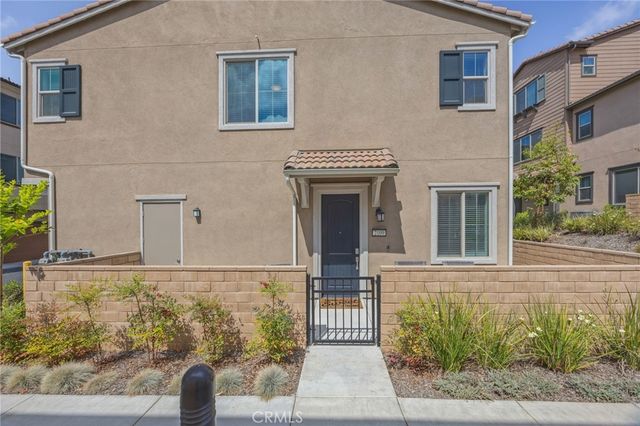 2109 Crescent Moon, Upland, CA 91786