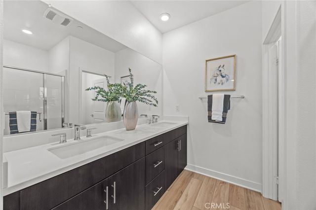 2109 Crescent Moon, Upland, CA 91786