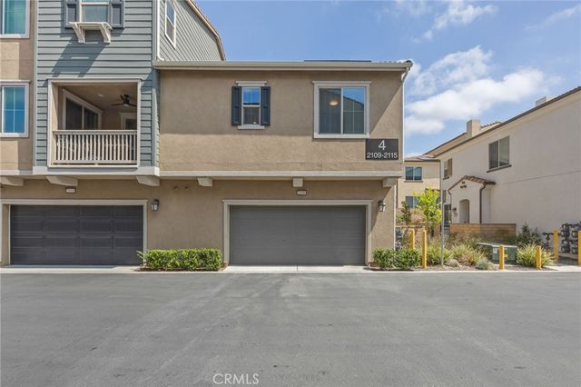 2109 Crescent Moon, Upland, CA 91786