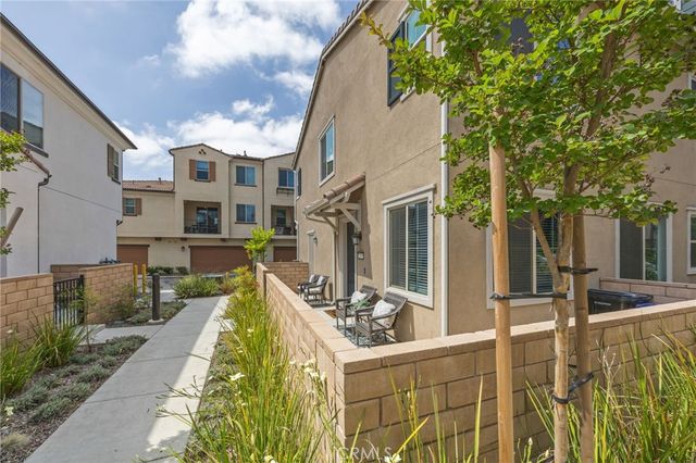 2109 Crescent Moon, Upland, CA 91786