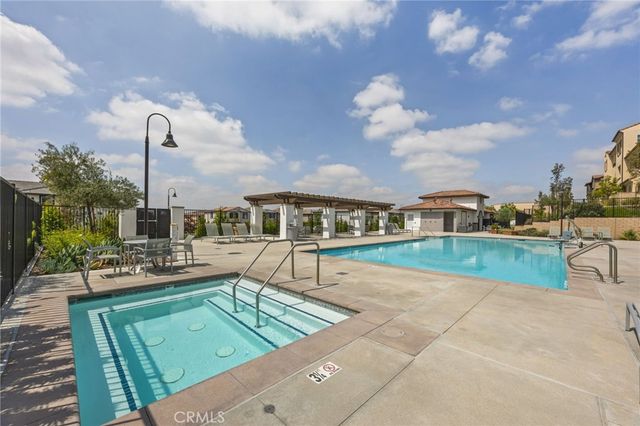 2109 Crescent Moon, Upland, CA 91786