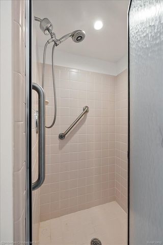 18312 Greenmeadow Drive, Clinton Charter Township, MI 48038