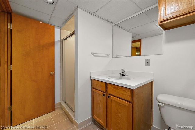 18312 Greenmeadow Drive, Clinton Charter Township, MI 48038