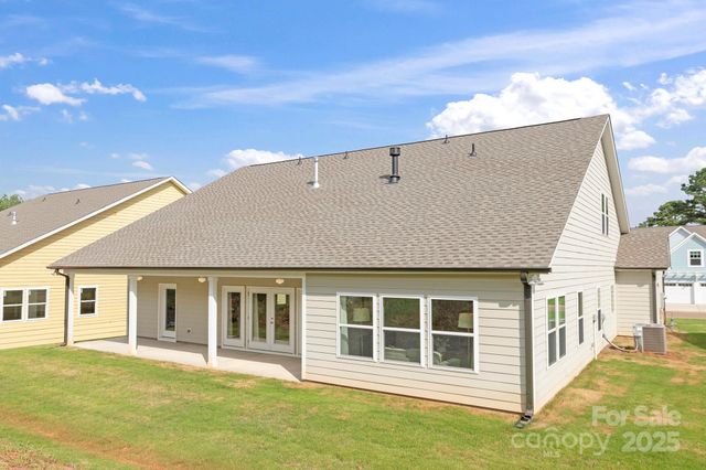 9875 Jack Nicklaus Drive 903, Lancaster, SC 29720