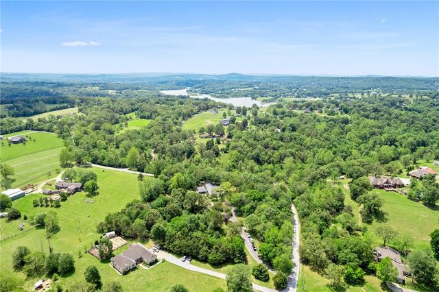 19284 Neills Bluff Road, Springdale, AR 72764