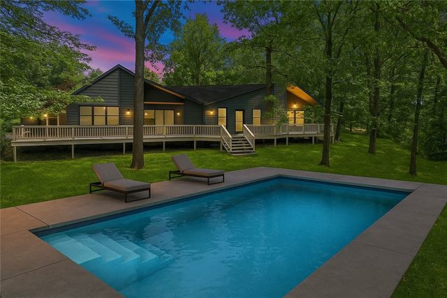 19284 Neills Bluff Road, Springdale, AR 72764