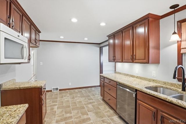 316 Mcconkey Drive, Tonawanda, NY 14223