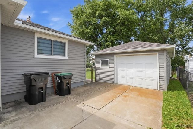 316 Mcconkey Drive, Tonawanda, NY 14223