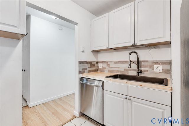 5724 Linda Rd, Sandston, VA 23150