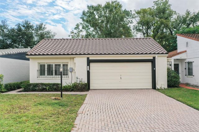 302 LA SERENA, Winter Haven, FL 33884