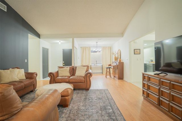 302 LA SERENA, Winter Haven, FL 33884