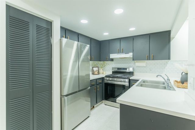 302 LA SERENA, Winter Haven, FL 33884